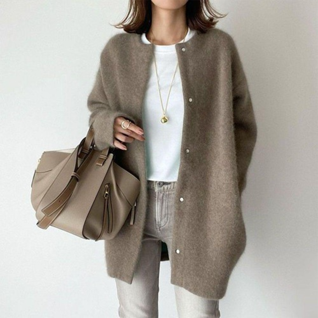 Chloe | The Elegant Cardigan