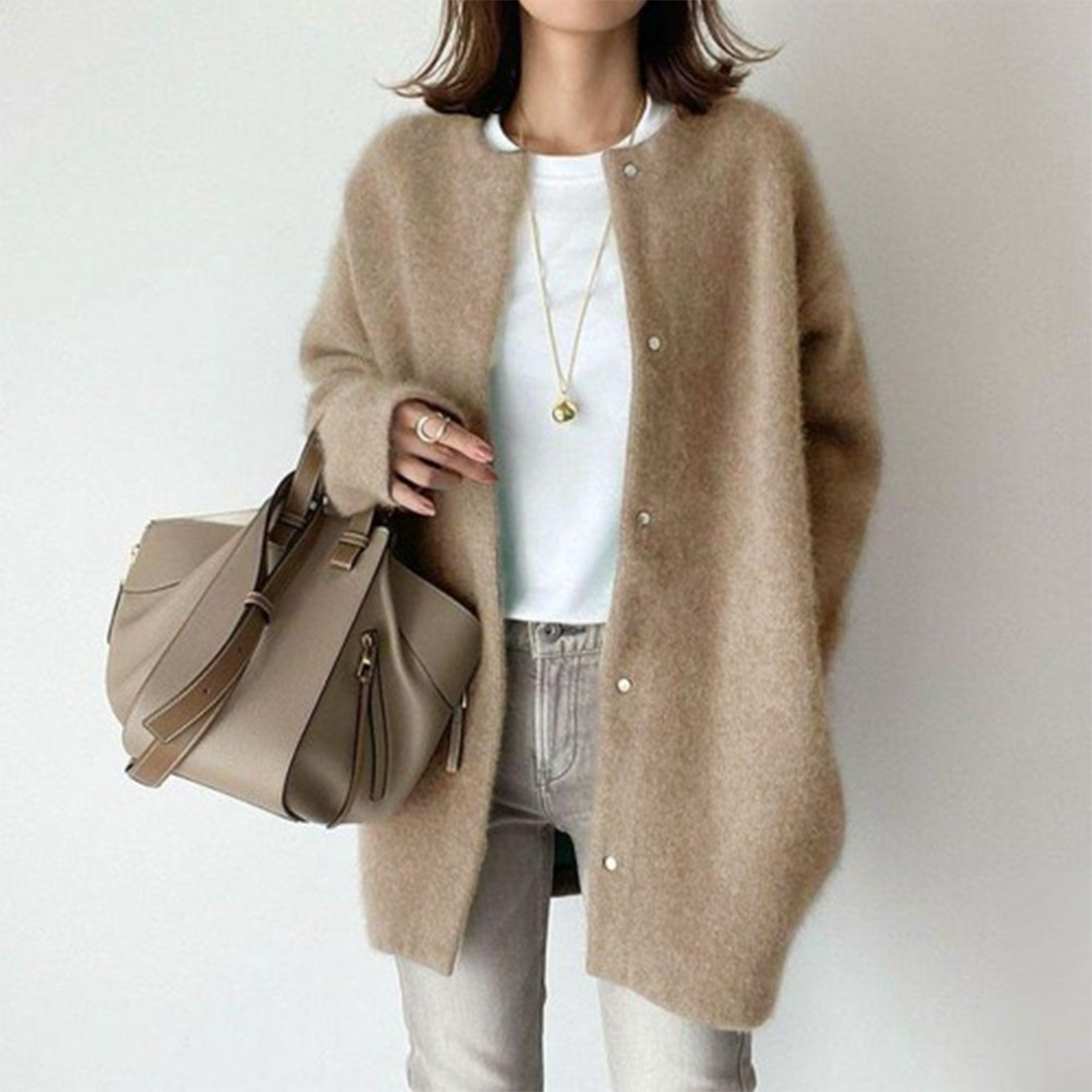 Chloe | The Elegant Cardigan